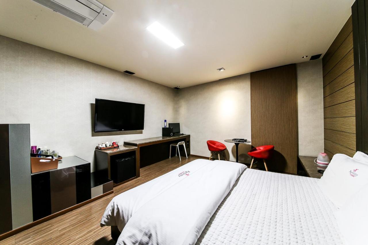 Gyeongju Arrietty Motel Kültér fotó