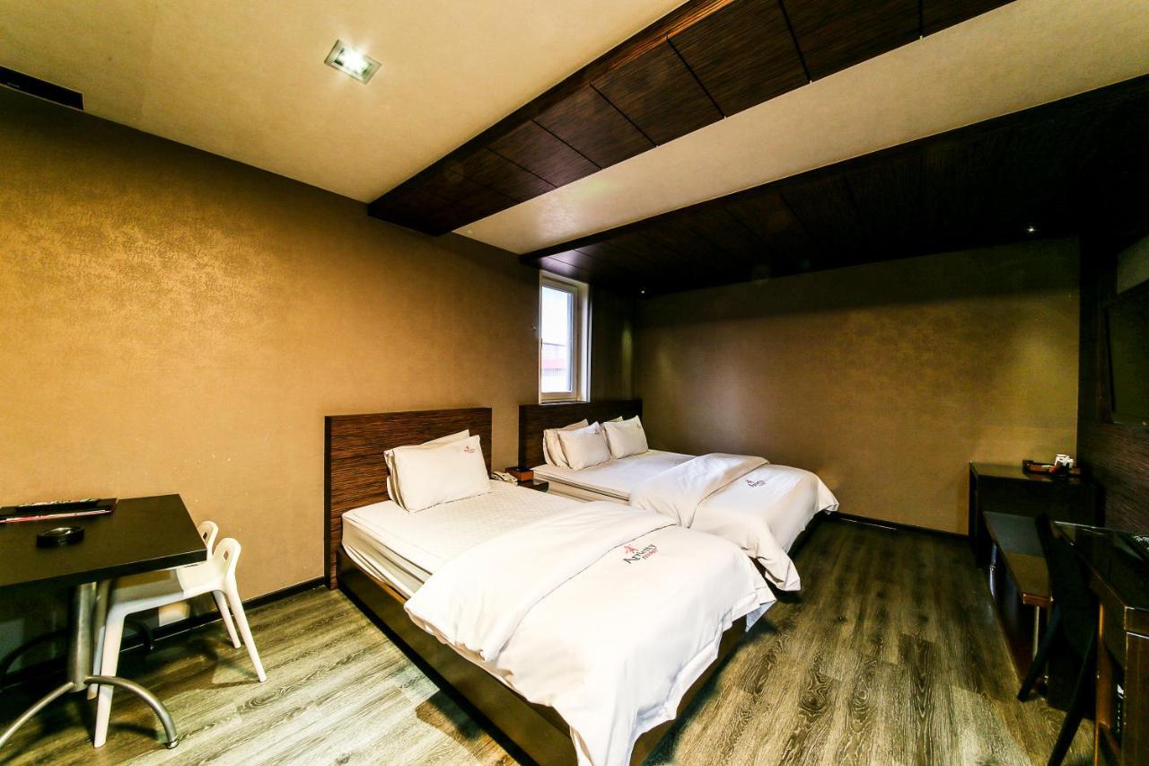 Gyeongju Arrietty Motel Kültér fotó