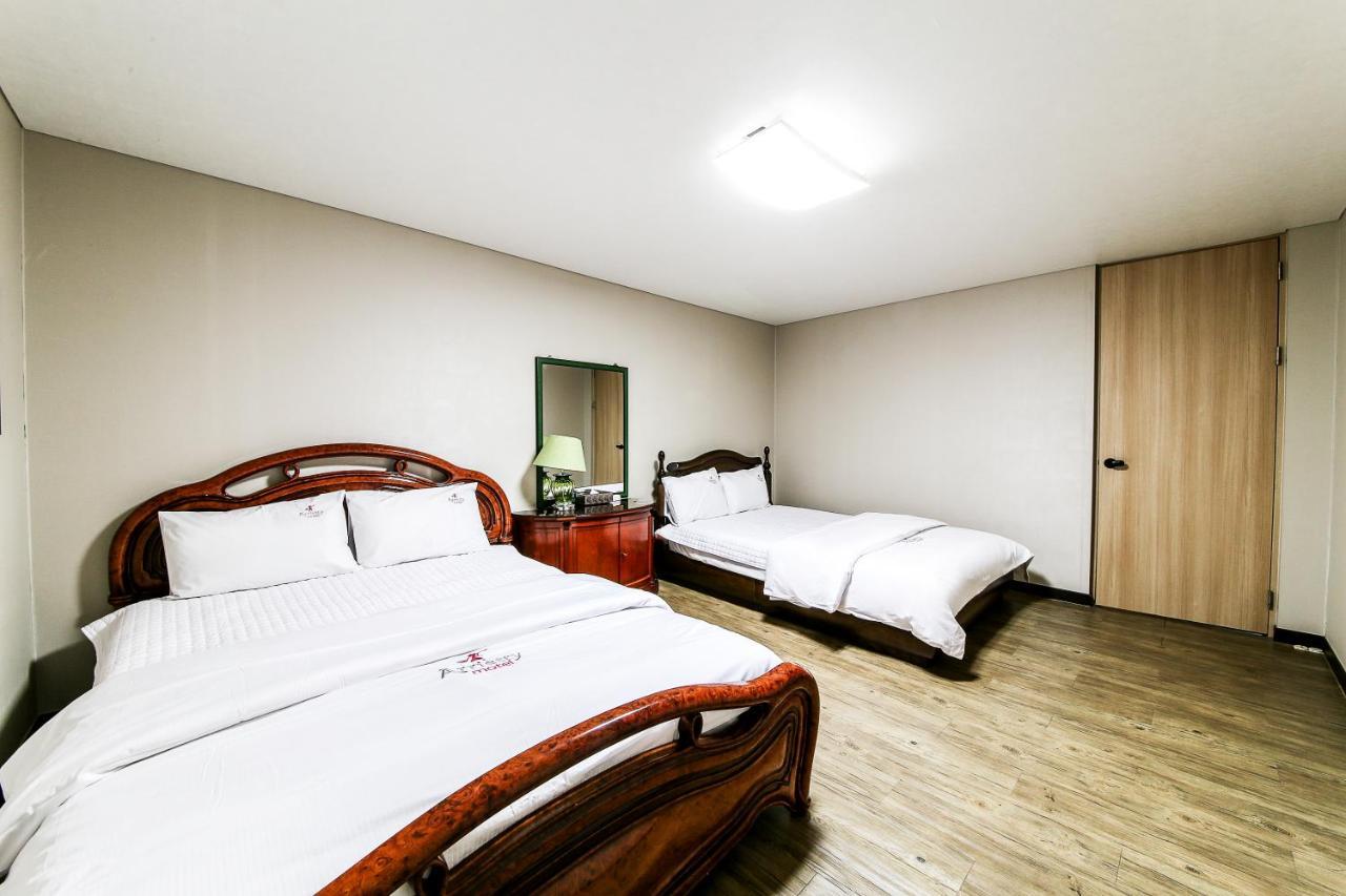 Gyeongju Arrietty Motel Kültér fotó